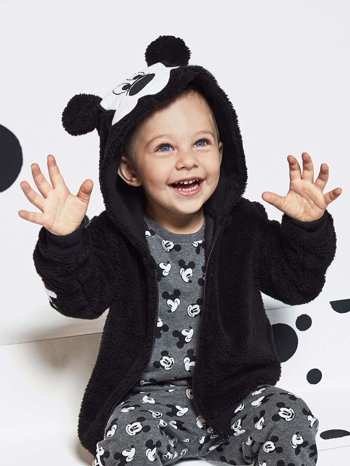 LCW baby Бебе Момче Черно Суитшърт С Цип - 8WH622Z1-CVL | LC Waikiki