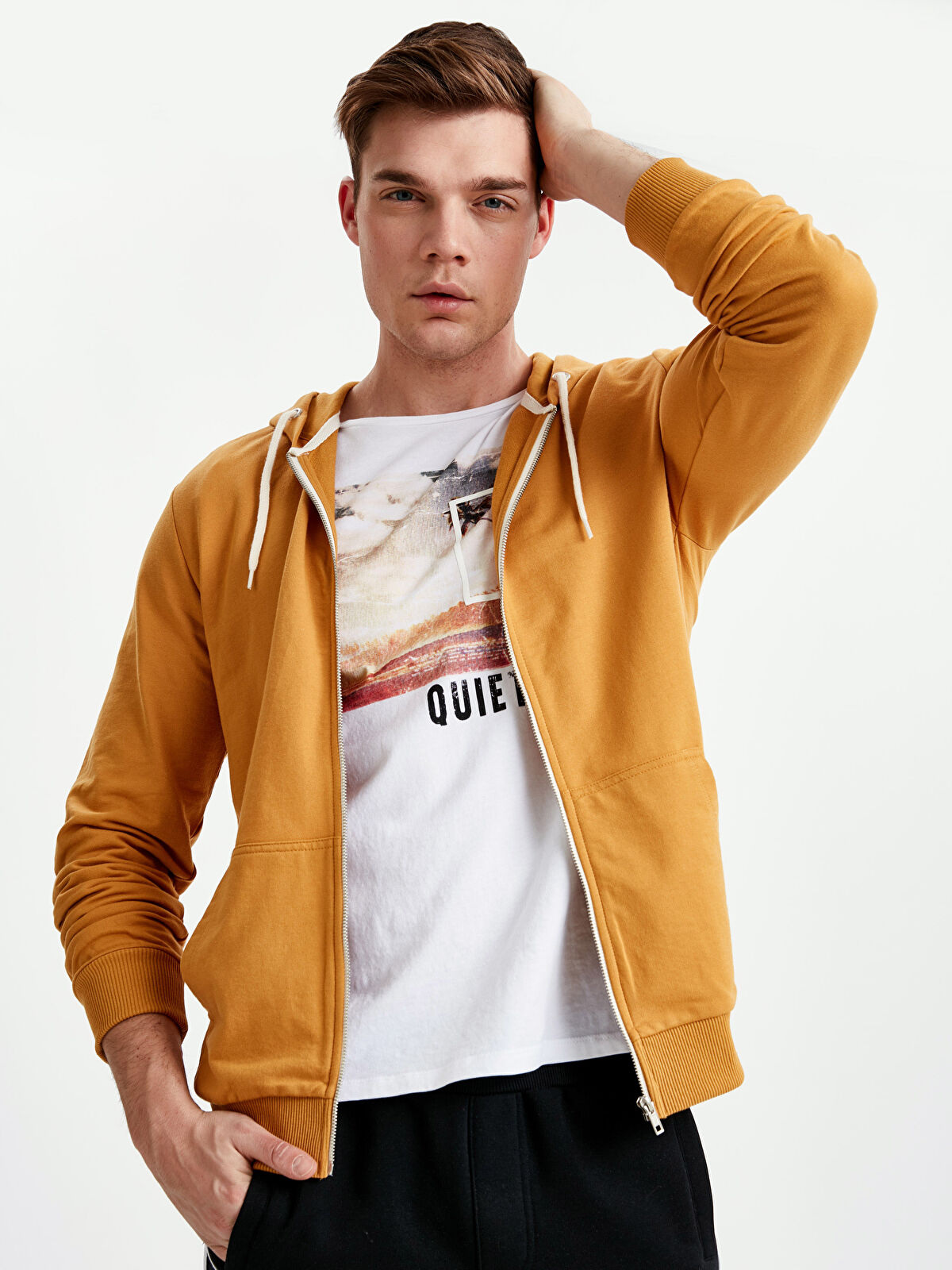 XSIDE Man YELLOW Zip-Up Sweatshirt -9SQ452Z8-PNZ - LC Waikiki