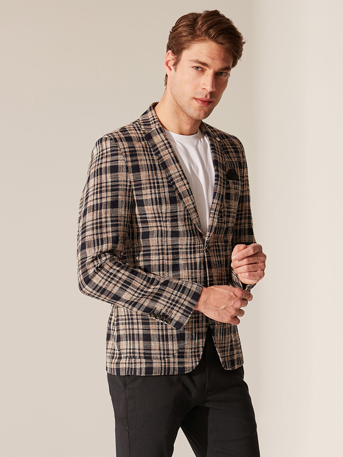 サポートサーフェス・ジャガード格子柄 LCW Vision Slim Fit Chequered Blazer Jacket -0S8621Z8-LQ8