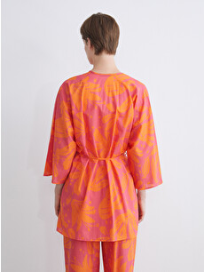 LCWAIKIKI Classic Pembe Şal Yaka Çiçekli Oversize Kadın Kimono