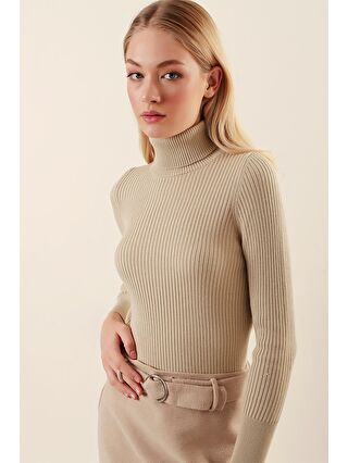 Bej-Açık Kahverengi