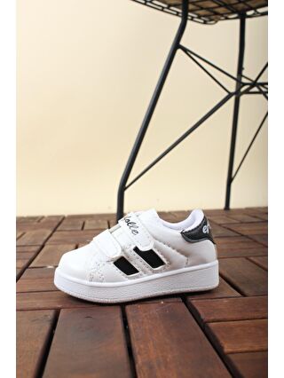 Beyaz-Siyah-Gümüş