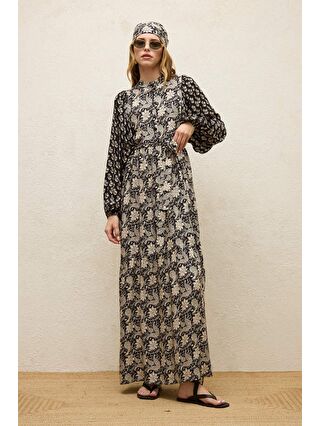 Siyah-Açık Gri-Beyaz