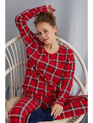 Kırmızı-Siyah-Beyaz