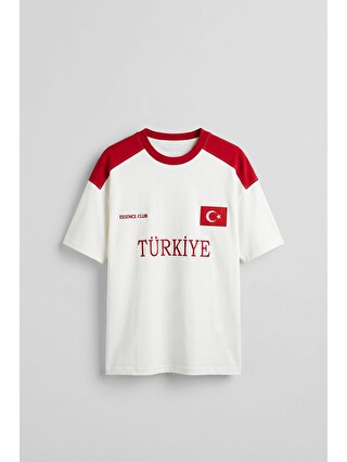 Ekru-Kırmızı