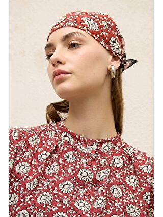 Kırmızı-Siyah-Beyaz