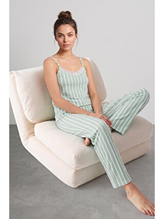 Mint Yeşil