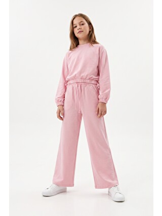 Pembe-Beyaz