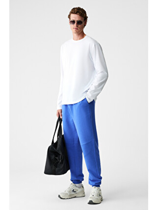Saks