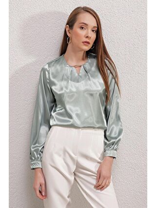 Açık Zeytin Yeşili