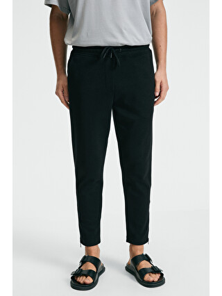 Siyah
