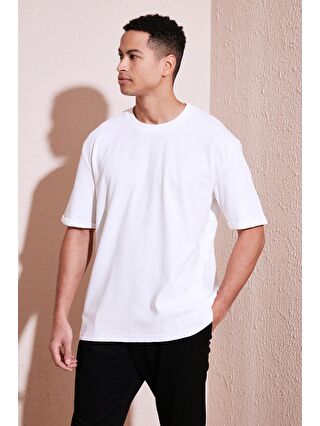 Buratti Ekru Pamuklu Bisiklet Yaka Regular Fit Basic T Shirt 5902731