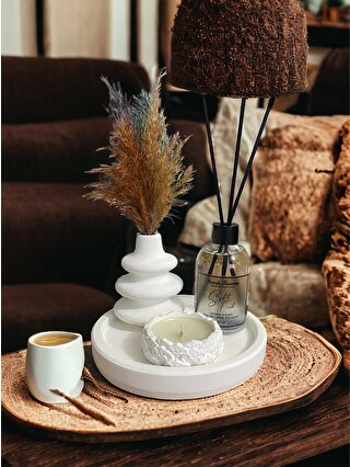 Beyaz-Açık Gri-Kırmızı