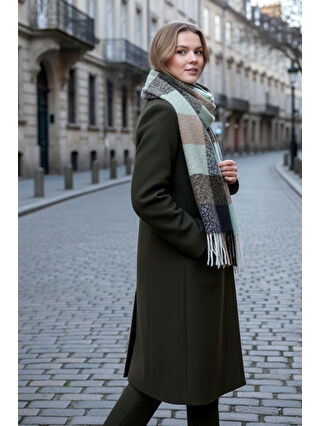 Siyah-Beyaz-Açık Gri