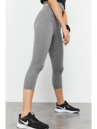 Gri