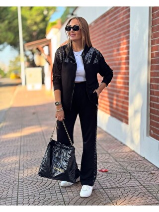Siyah