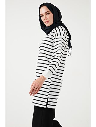 Lela Beyaz Modest Çizgili Pamuklu Regular Fit Bisiklet Yaka Tunik 5865784