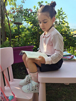 Light Pink