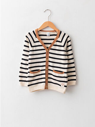 لون مرجاني باهت مخطط