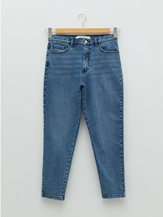 لون أخضر فاقع