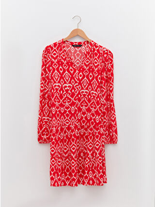 لون أحمر ساطع مطبوع