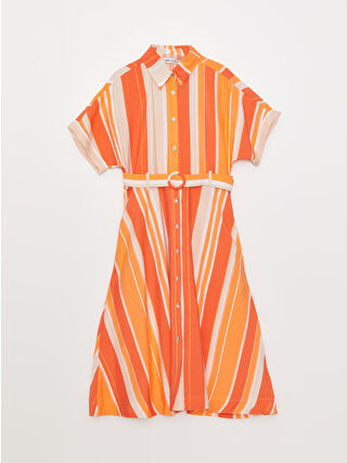 لون برتقالي باهت مخطط