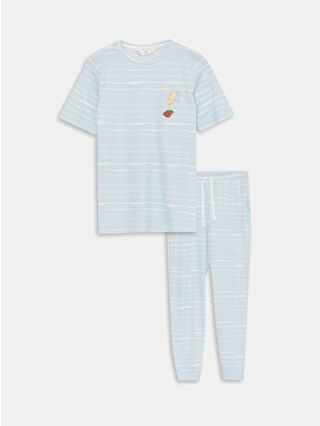 لون أزرق فاتح مطبوع