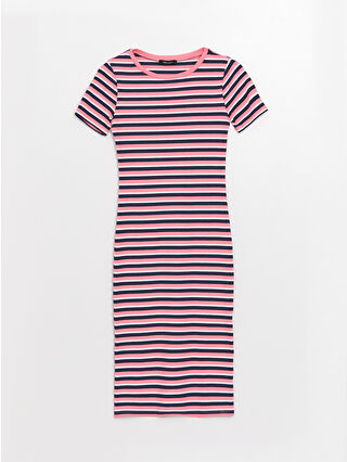 لون وردي باهت مخطط