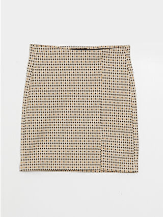 لون بيج فاتح تشيك