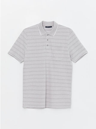 لون أخضر زمردي مخطط