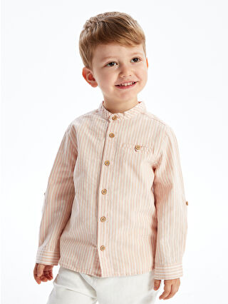 لون وردي مخطط