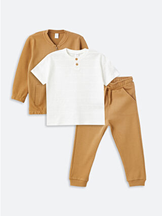 لون بني فاتح