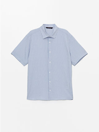 لون أزرق مائي باهت مخطط