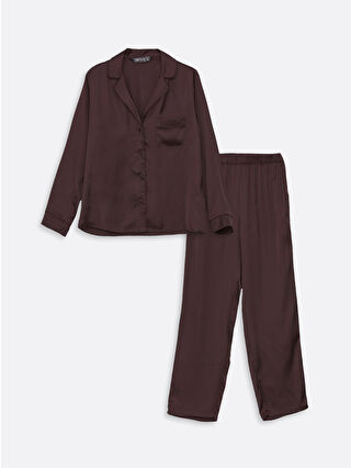 لون أخضر متوسط