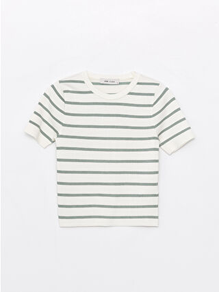 لون أخضر فاتر مخطط