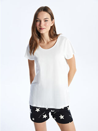 لون فانيلا مطبوع