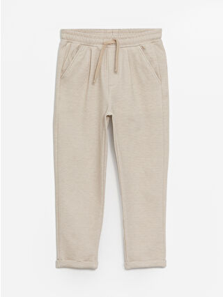 لون أصفر فاتر