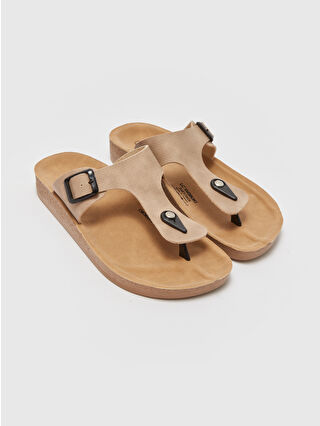 لون العشب الأخضر الداكن