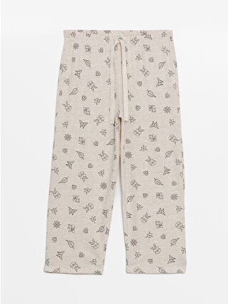 لون بترولي داكن