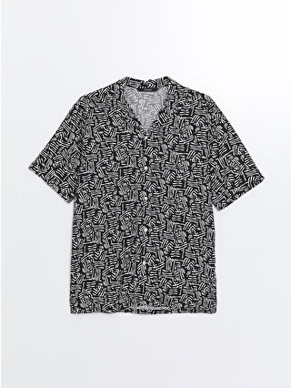 لون أبيض مطبوع