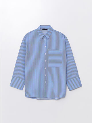 لون أزرق فاتر مخطط