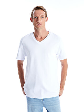 لون أزرق مائي باهت مخطط