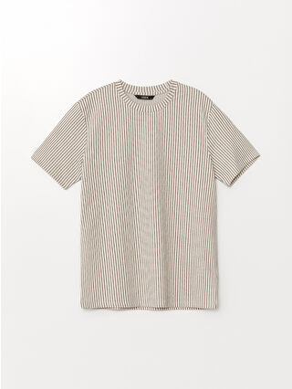 لون بني داكن مخطط