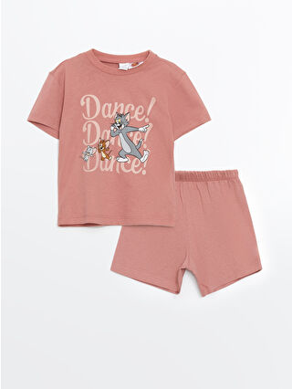 لون بيج داكن