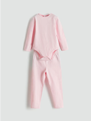 لون أصفر باستيل