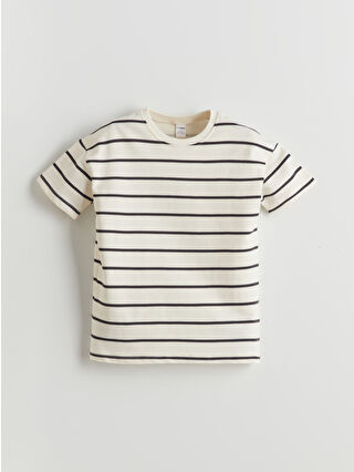 لون مرجاني باهت مخطط