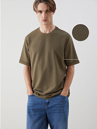 لون كاكي داكن