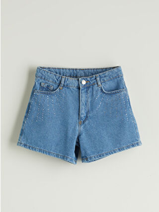 لون أخضر فاقع