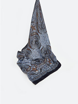 لون أزرق باهت مطبوع