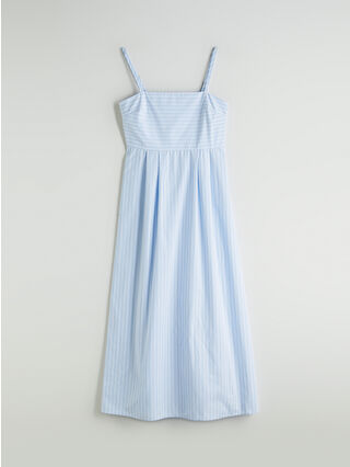 لون أزرق فاتر مخطط